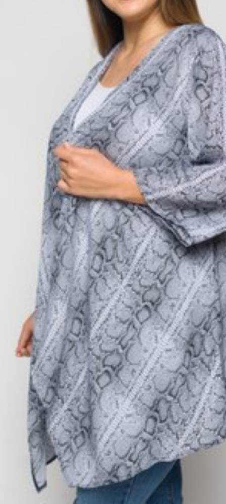 Grey snake print Kimono PLUS size - Picture 5 of 5